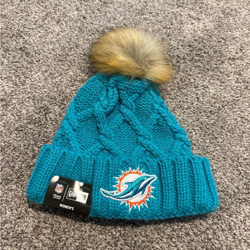 New Era Teal Cable Knit Beanie with Pom-Pom